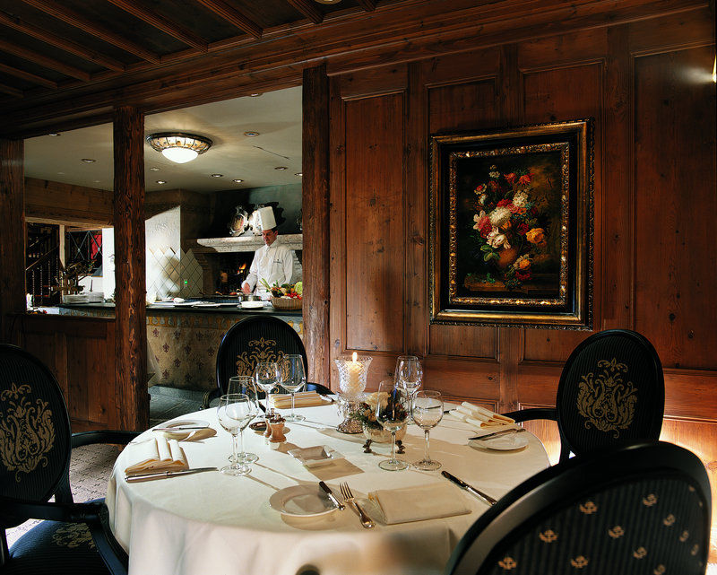 Gstaad Palace Ресторан фото